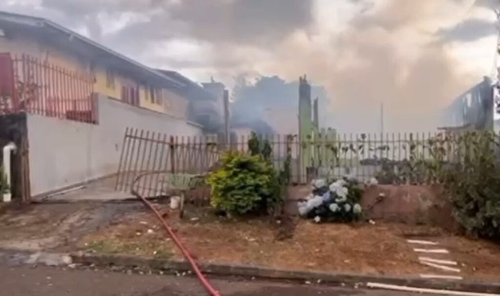 Bombeiros Evitam Tragédia em Chapecó