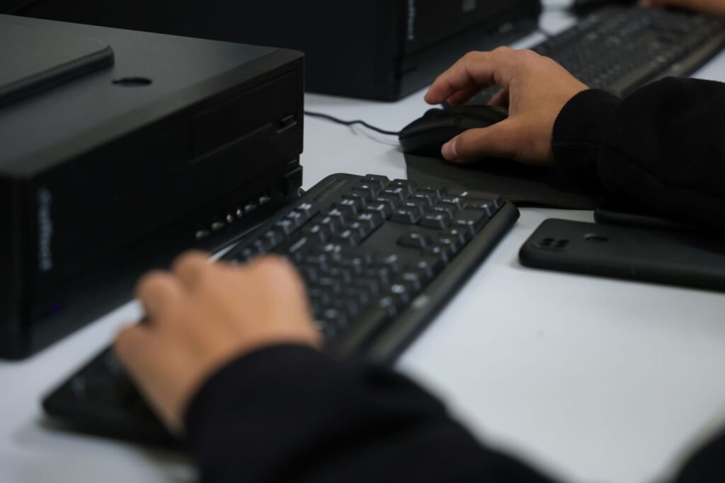 Educação Reforça Medidas Contra Irregularidades no Programa Universidade Gratuita
