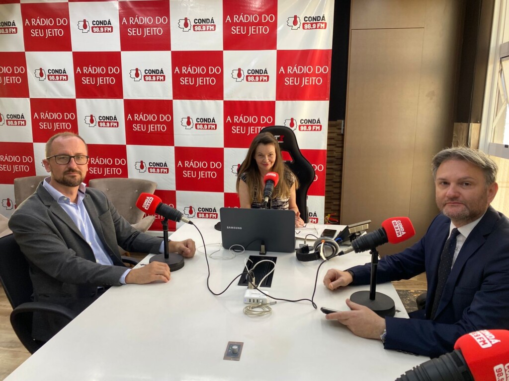 Acompanhe ao Vivo: Sala de Debates com Raquel Lang